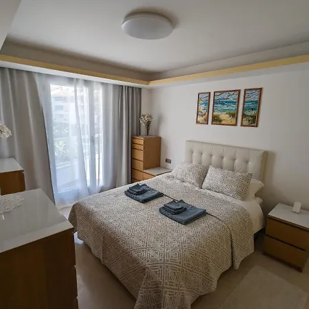 Appartement 4814 з Bedrooms San Pedro